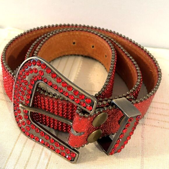 Red Rhinestone Studded Leather Belt - Size M/L - New - Picture 4 of 5